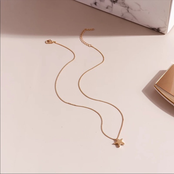 New Yellow Gold Plated Star Chain Necklaces - Picture 3 of 4